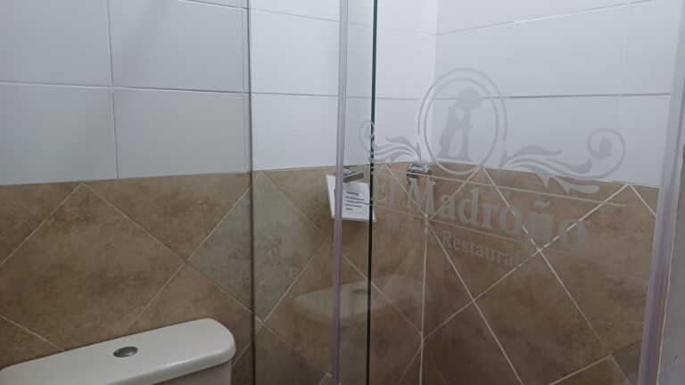 BAÑO 1 PISO HAB INDIVIDUAL